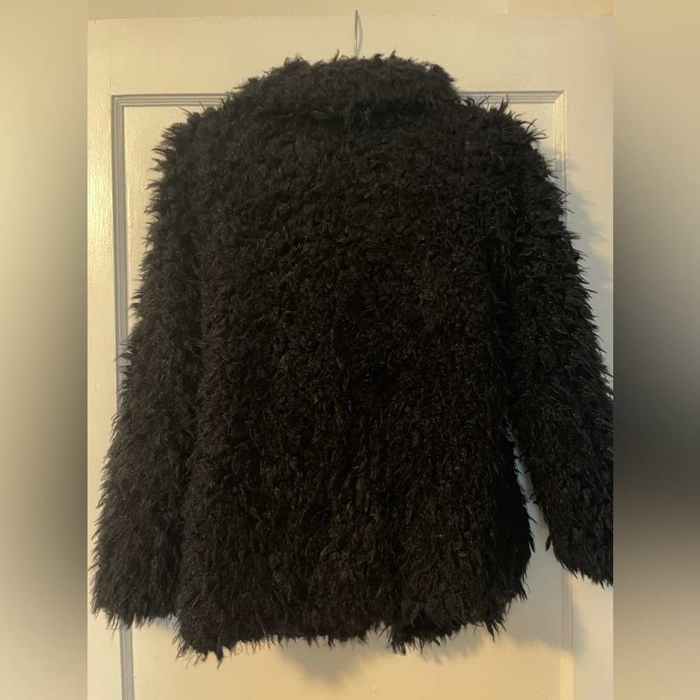 Fuzzy coat - Picture 2 of 2